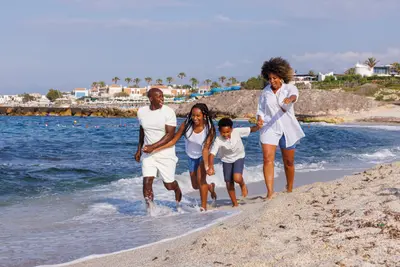 Family photoshoot in Rethymno by Teo F