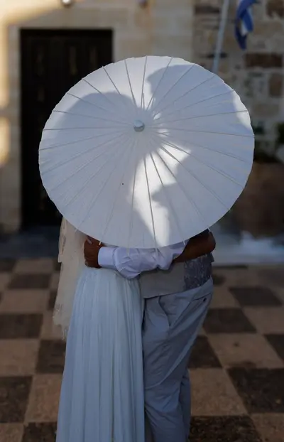 Wedding photoshoot in Rethymno by Teo F