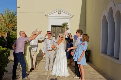 Wedding photoshoot in Rethymno by Teo F