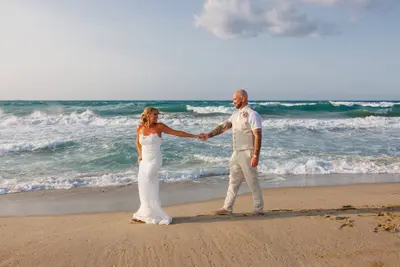 Wedding photoshoot in Heraklion by Teo F