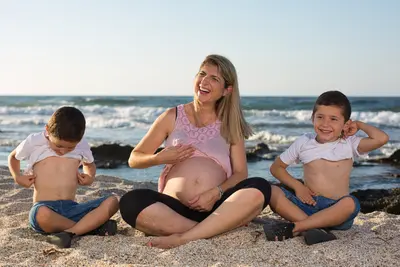 Maternity photoshoot in Heraklion by Teo F