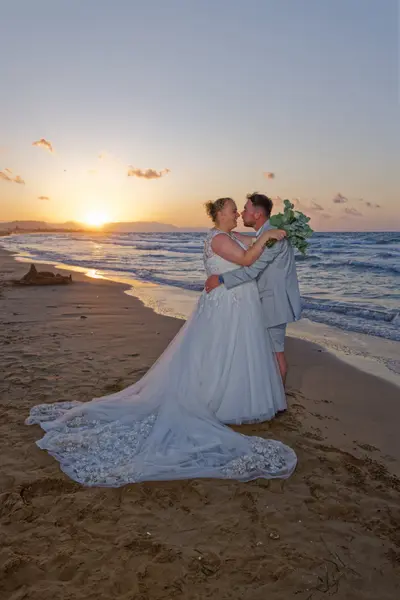 Wedding photoshoot in Heraklion by Teo F