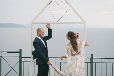 Wedding photoshoot in Santorini by Kostas F