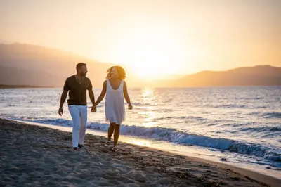 Couples photoshoot in Rethymno by Denys F