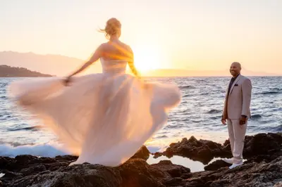 Elopement photoshoot in Rethymno by Denys F