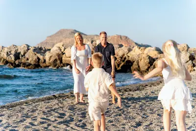 Family photoshoot in Chania by Denys F
