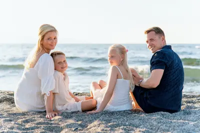 Family photoshoot in Chania by Denys F