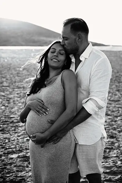 Maternity photoshoot in Rhodes by Vassilis I