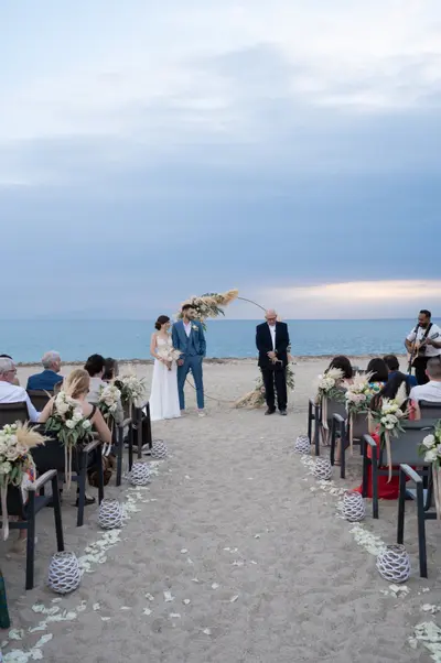 Wedding photoshoot in Thessaloniki by Sakis B