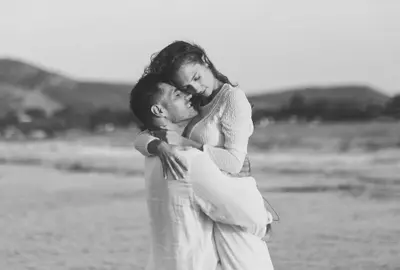 Engagement photoshoot on the Athens Riviera by Panagiotis K