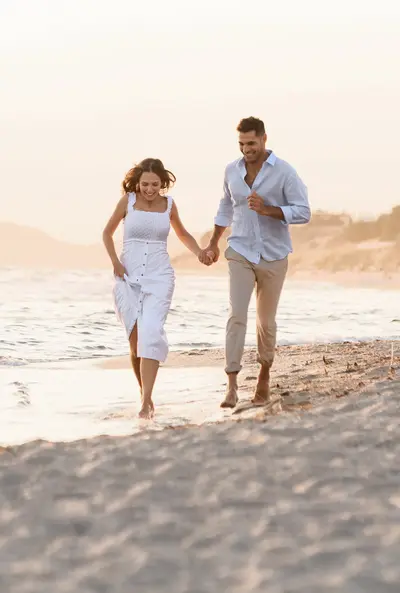 Engagement photoshoot on the Athens Riviera by Panagiotis K