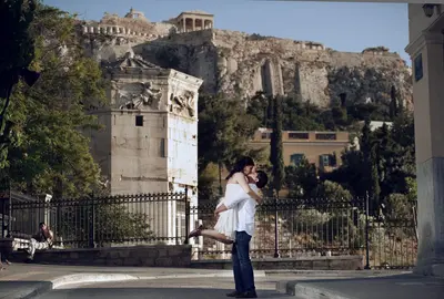 Couples photoshoot in Athens by Panagiotis K