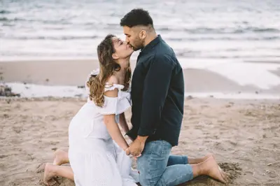 Couples photoshoot on the Athens Riviera by Manos