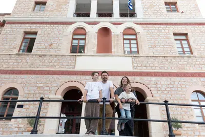 Family photoshoot in Athens by Vasilis G