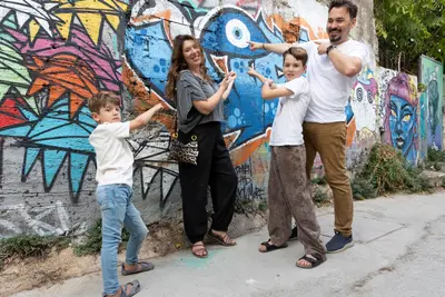 Family photoshoot in Athens by Vasilis G