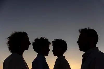 Family photoshoot on the Athens Riviera by Vasilis G