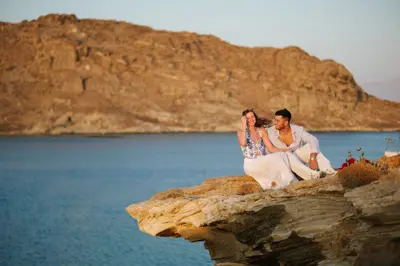 Couples photoshoot on Paros by Michael S