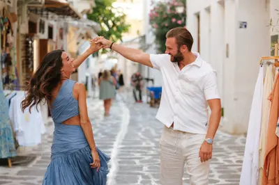 Couples photoshoot on Paros by Michael S